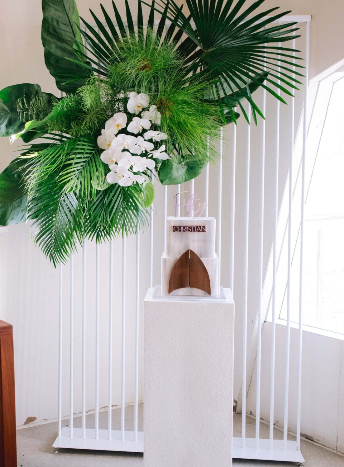 White Metal Backdrop Little Lane Events white-metal-backdrop-little-lane-events